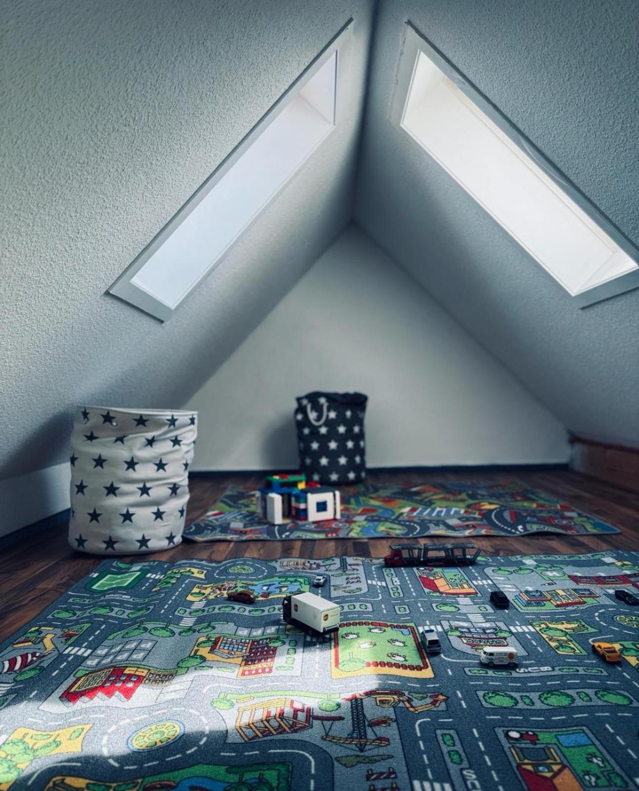 Apartment 160Qm 5 Schlafzimmer 1 Wohnzimmer Terrasse Und Balkon ヴィルヘルムスハーフェン エクステリア 写真
